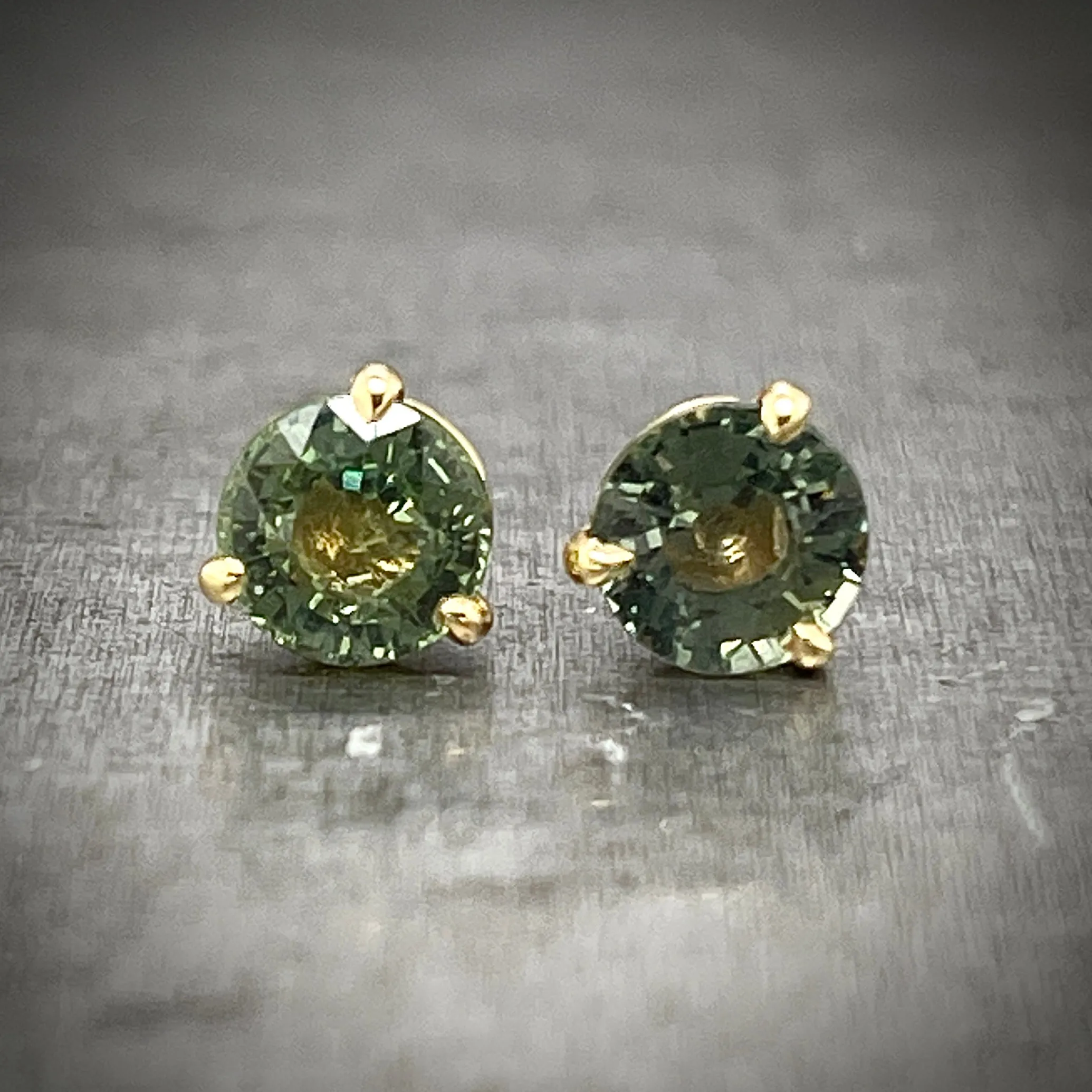 14K Yellow Gold Green Sapphire Stud Earrings