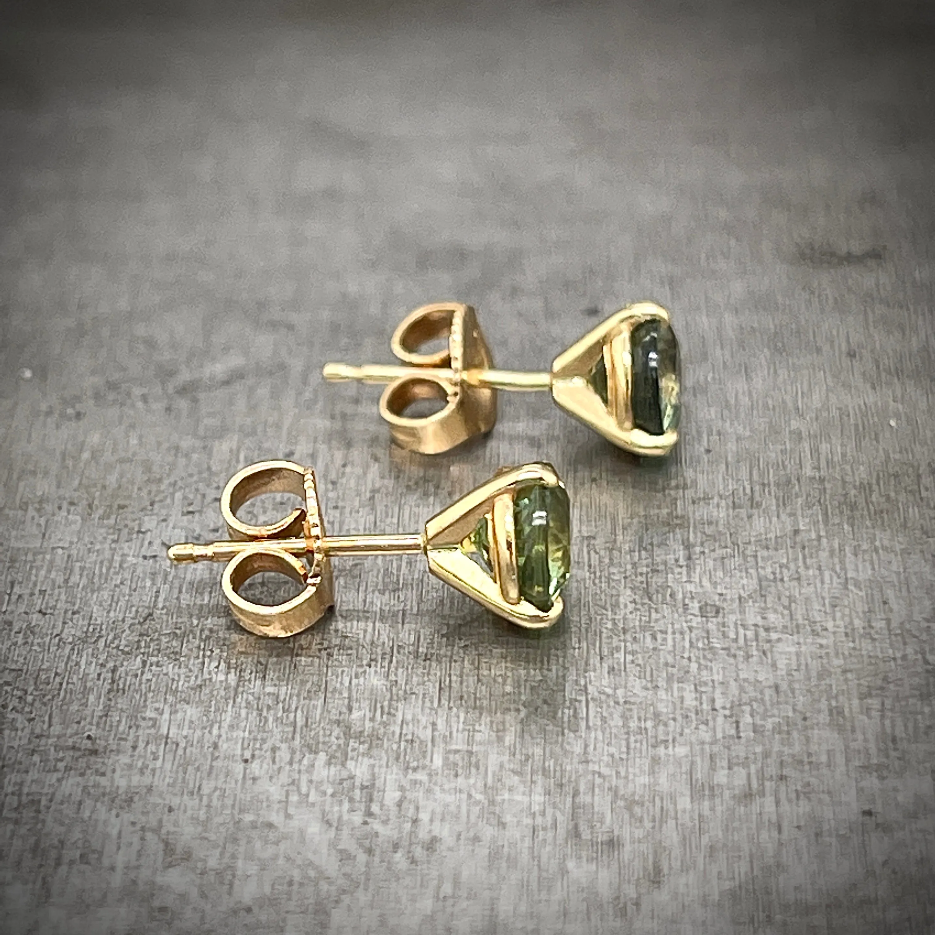 14K Yellow Gold Green Sapphire Stud Earrings