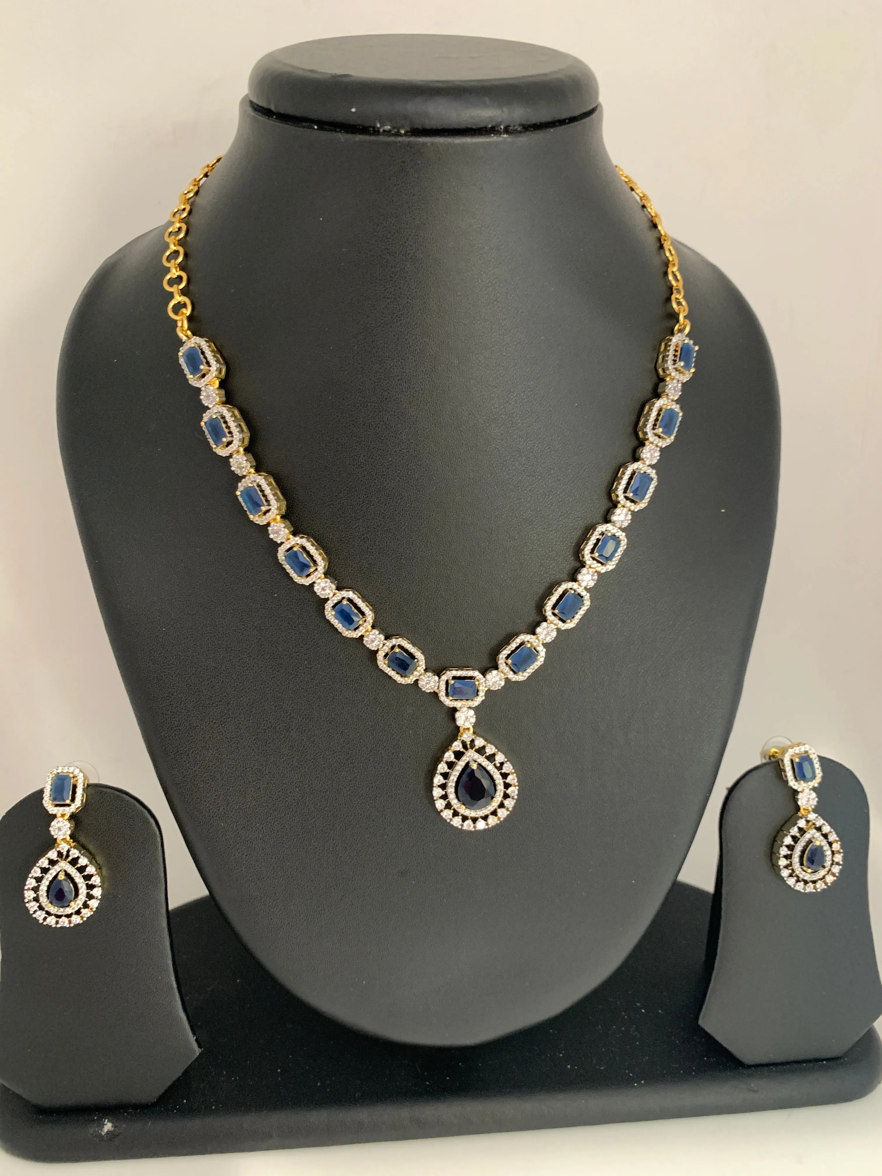 AD Blue Stone Dainty Short Neckalce