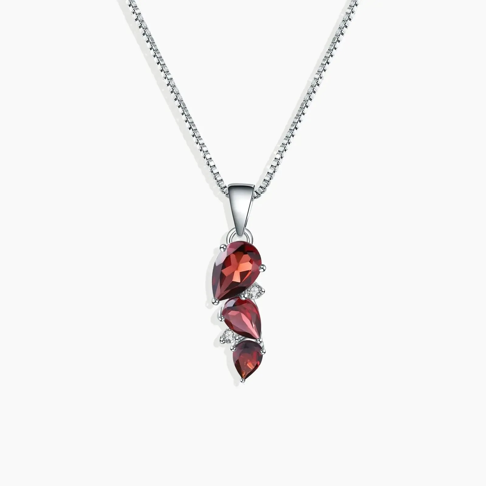 Garnet Venus Necklace in Sterling Silver