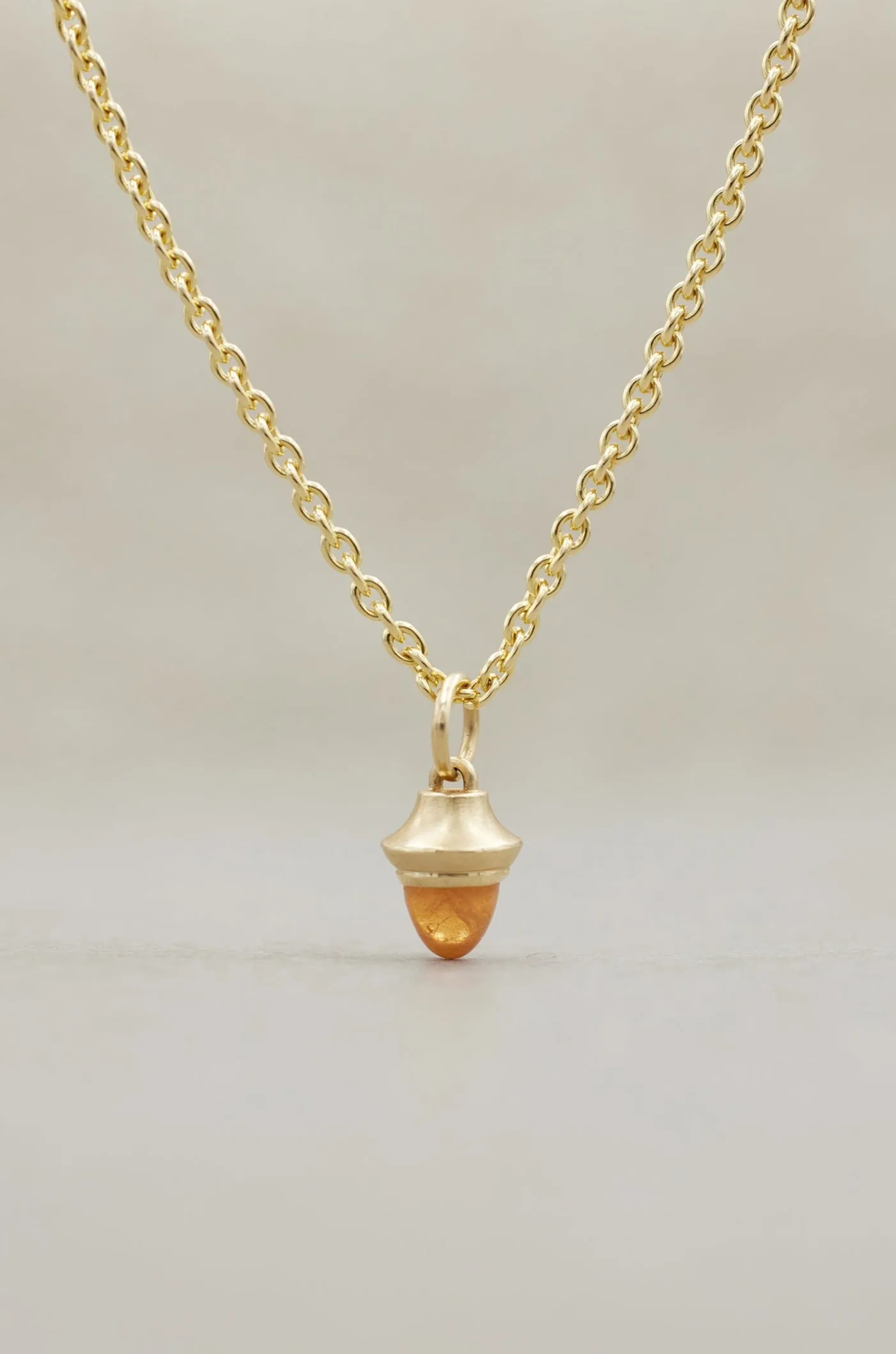 Mandarine Garnet Mini Acorn